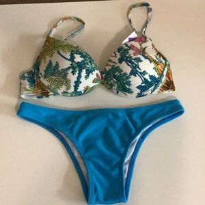 Recco Size Medium Underwire Brazilian Floral Bikini Set. New with Tags.